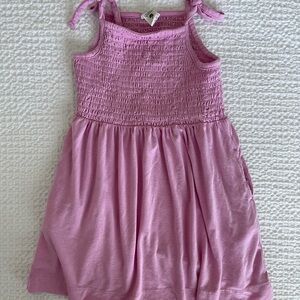 Kate Quinn spaghetti tie smocked dress | bonbon |modal - 18-24m💕☀️💕